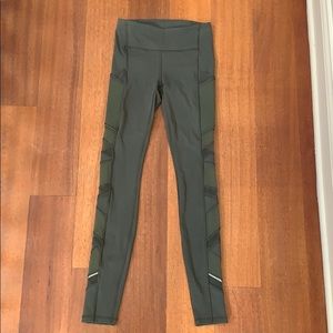 Lululemon Full Length leggings in OLIVE GREEN